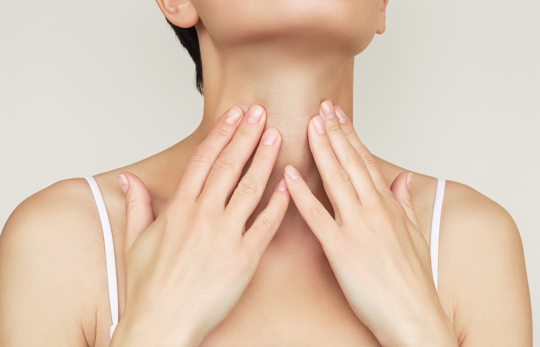  Rajeunissement cou décolleté mains Paris Nation 